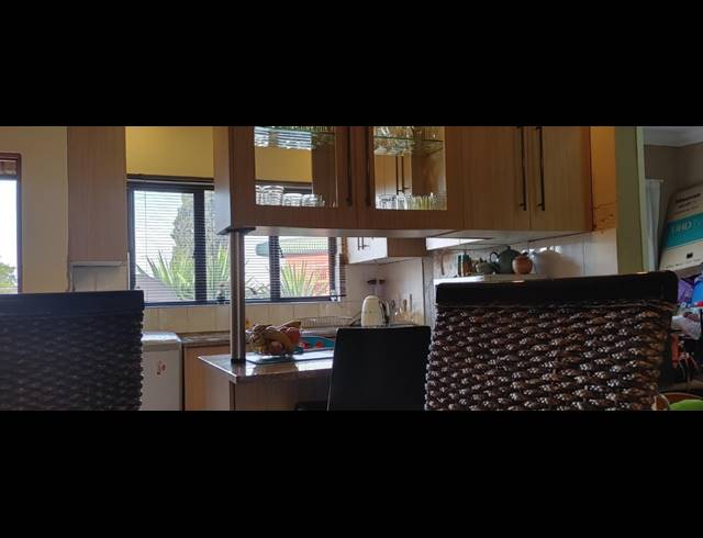 3 BEDROOM FREEHOLD FOR SALE IN TULISA PARK